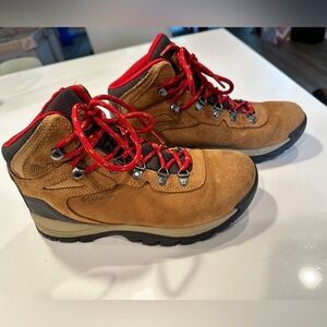 Columbia Waterproof Hiking Boots